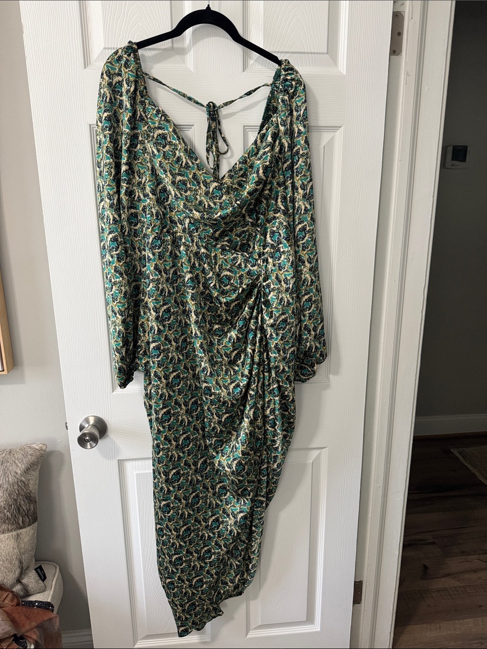 NWT Green Floral Cowl-Neck Long Sleeve Midi Dress
